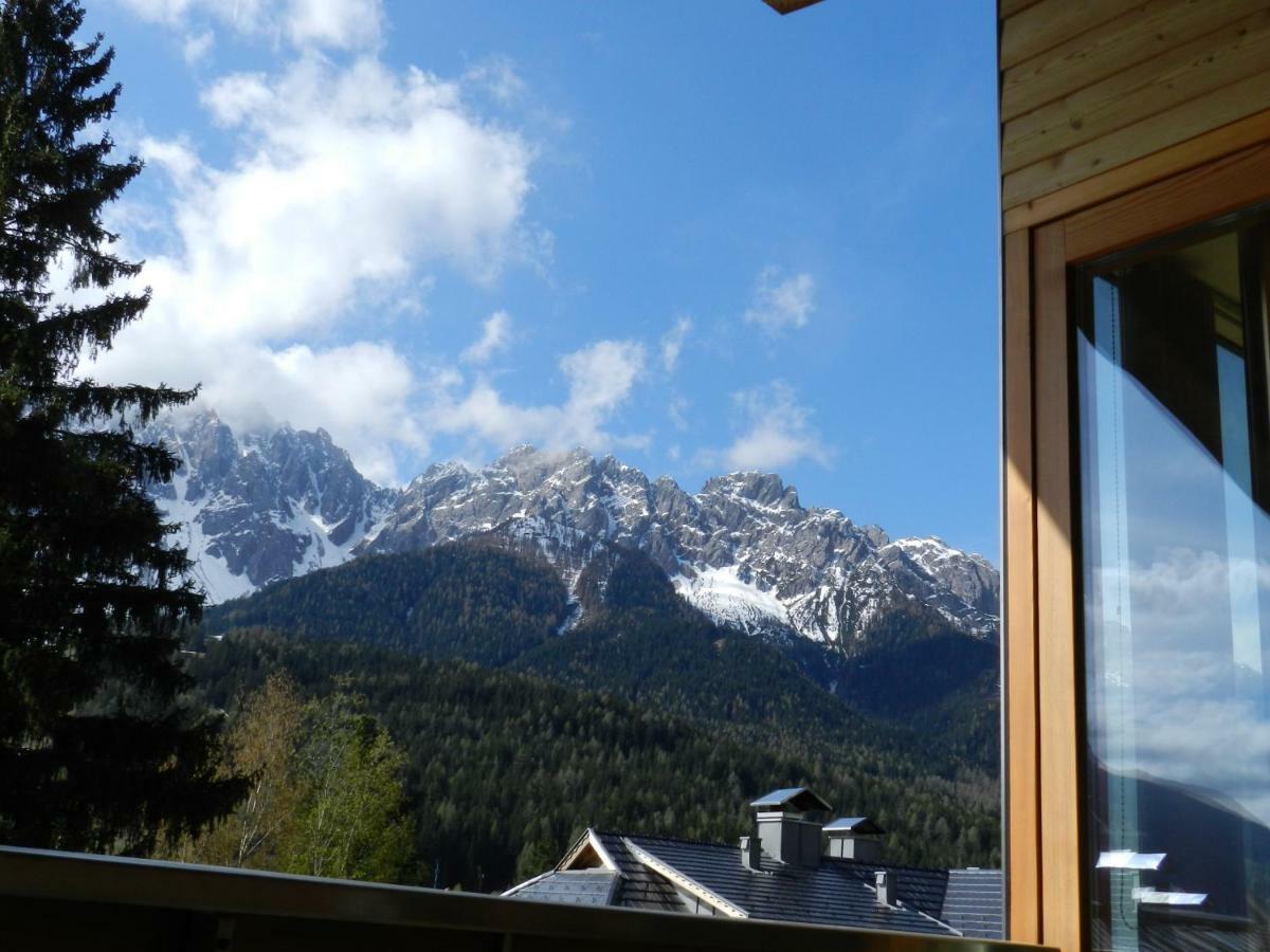 Apartments Bachmann San Candido Bagian luar foto