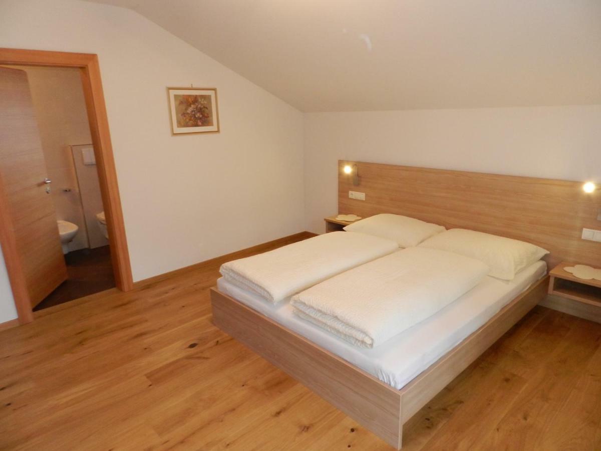 Apartments Bachmann San Candido Bagian luar foto