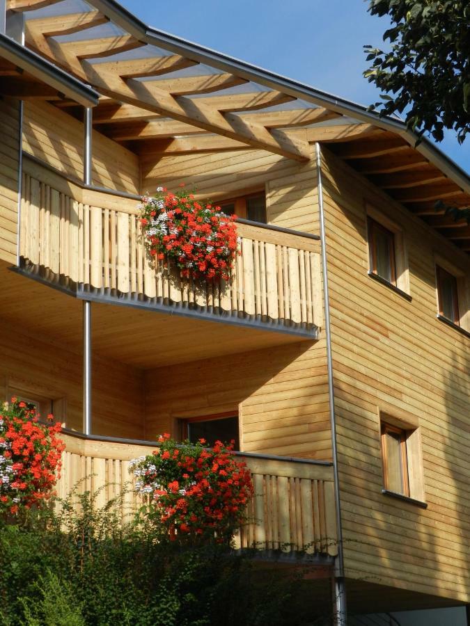 Apartments Bachmann San Candido Bagian luar foto