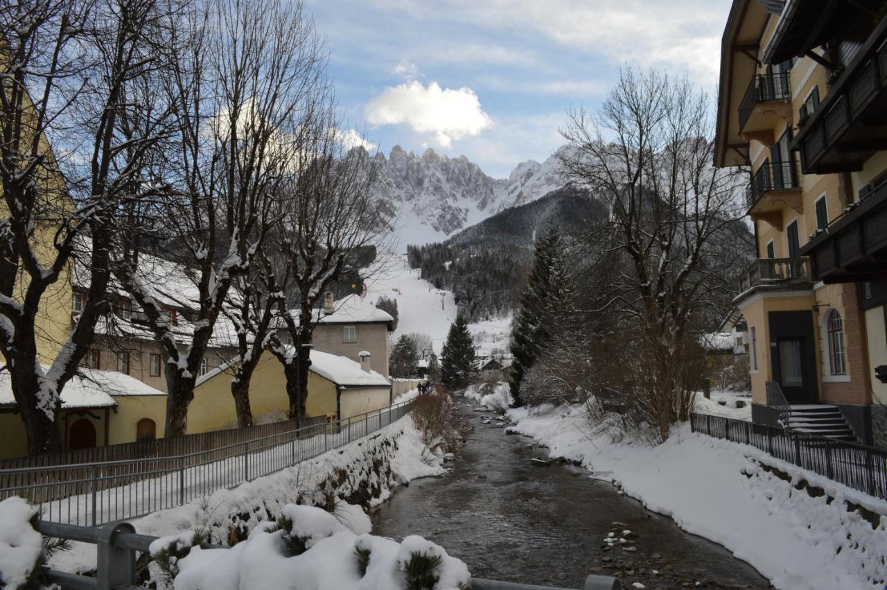Apartments Bachmann San Candido Bagian luar foto